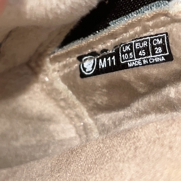 Gecko Man - Picture 3 of 3